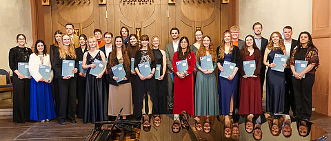 Absolventinnen und Absolventen des 2. Staatsexamens Pharmazie im Herbst 2025